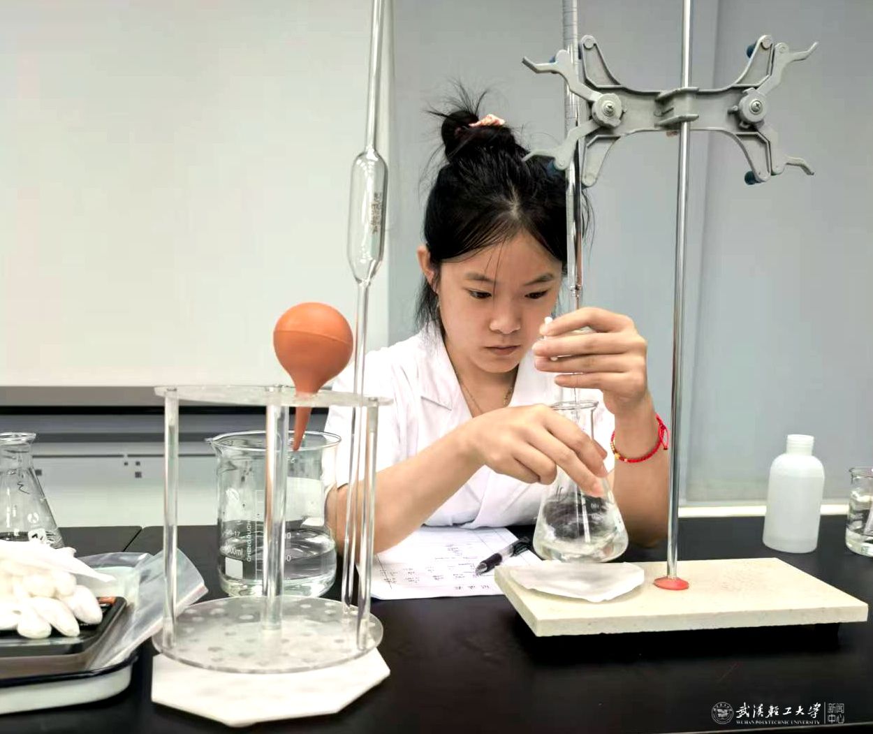 亚洲片中文字幕在线看