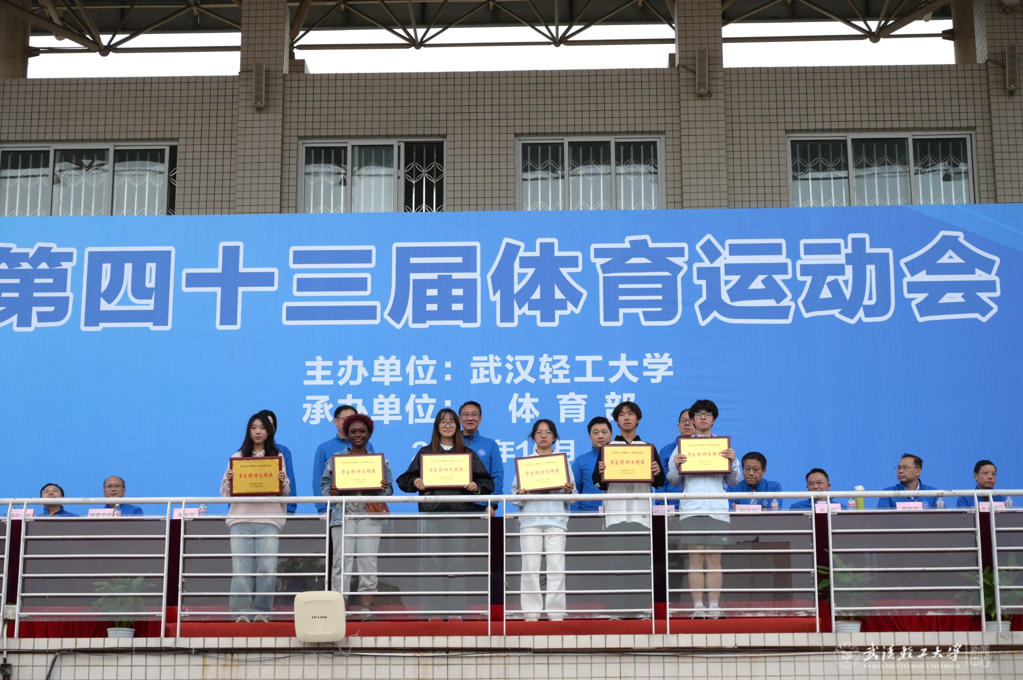 亚洲片中文字幕在线看