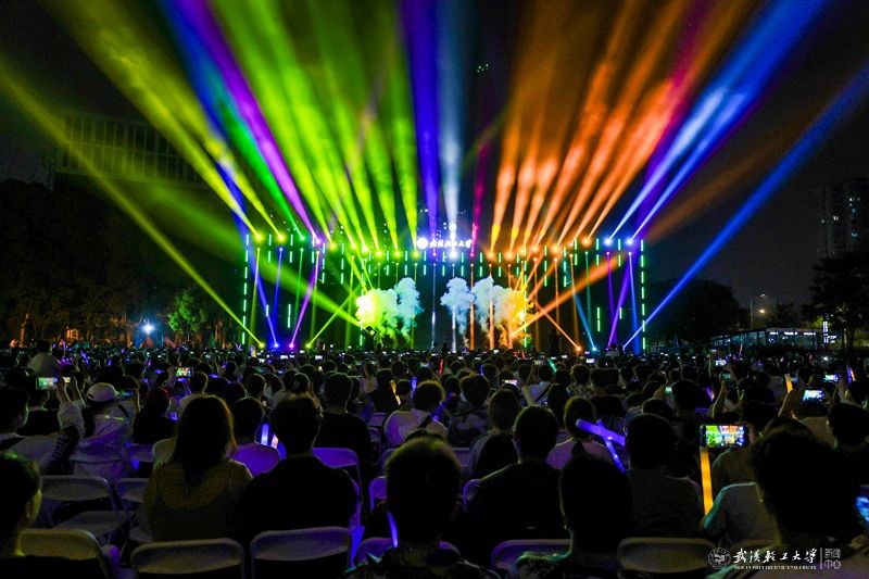 亚洲片中文字幕在线看