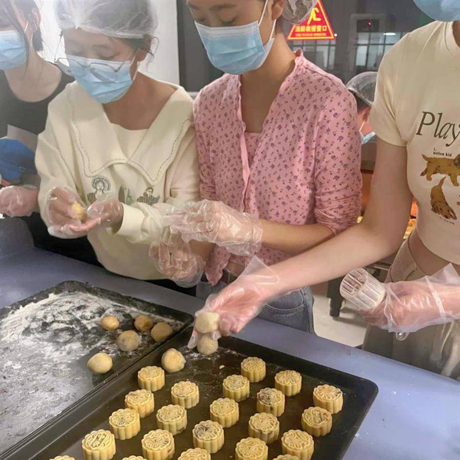 亚洲片中文字幕在线看
