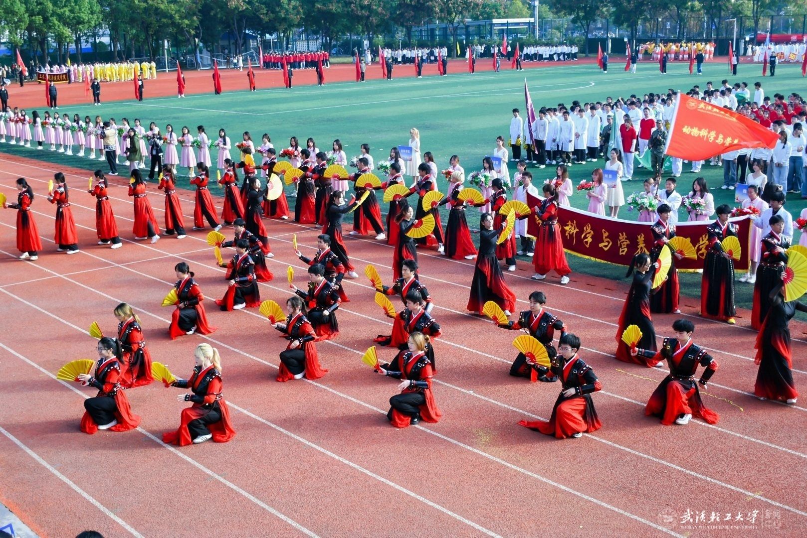 亚洲片中文字幕在线看