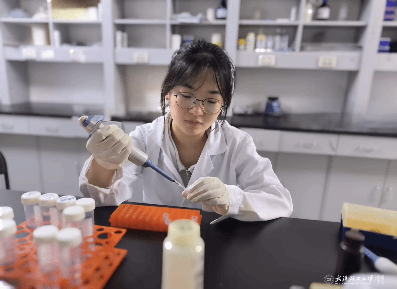 亚洲片中文字幕在线看