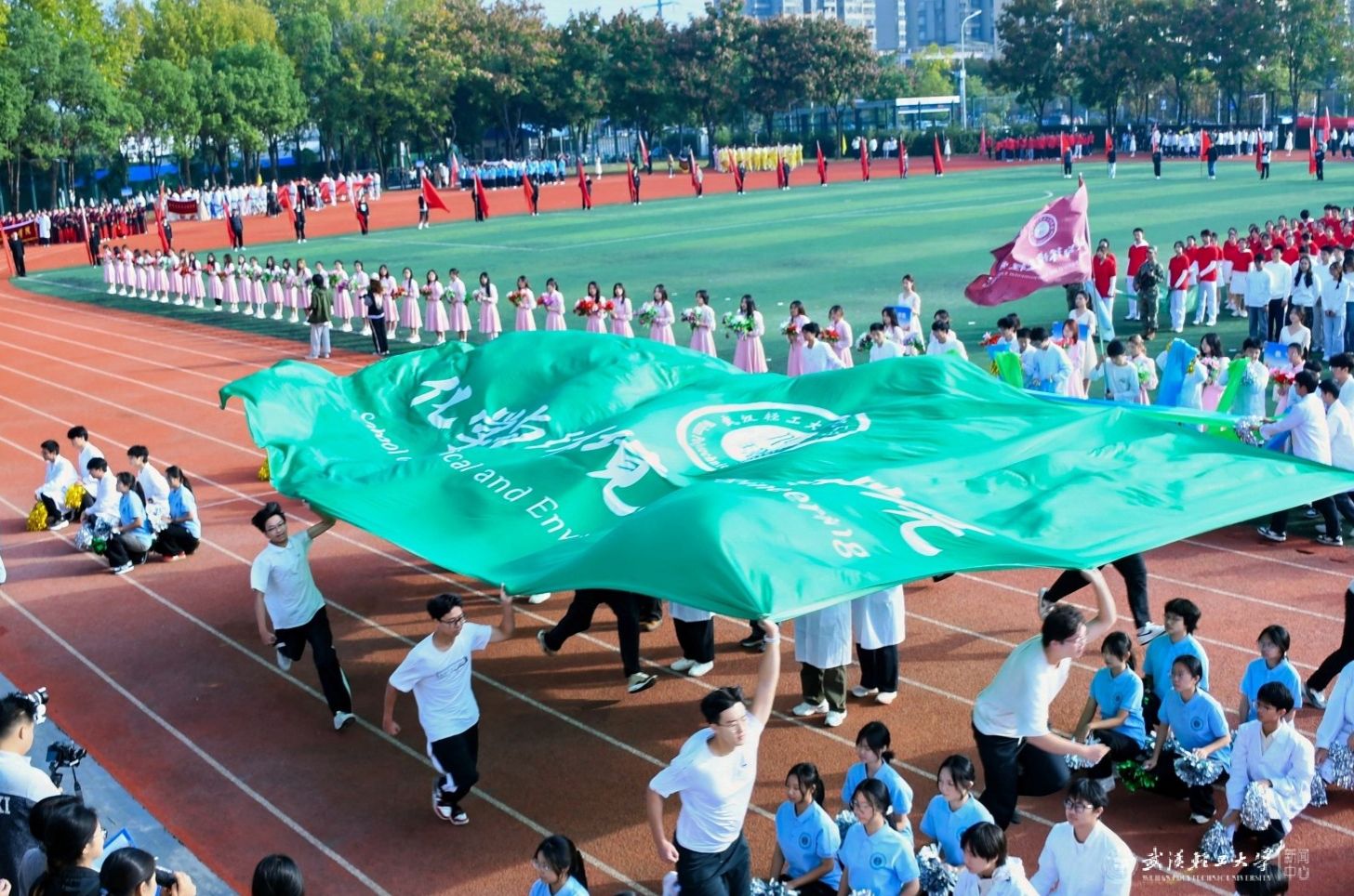 亚洲片中文字幕在线看