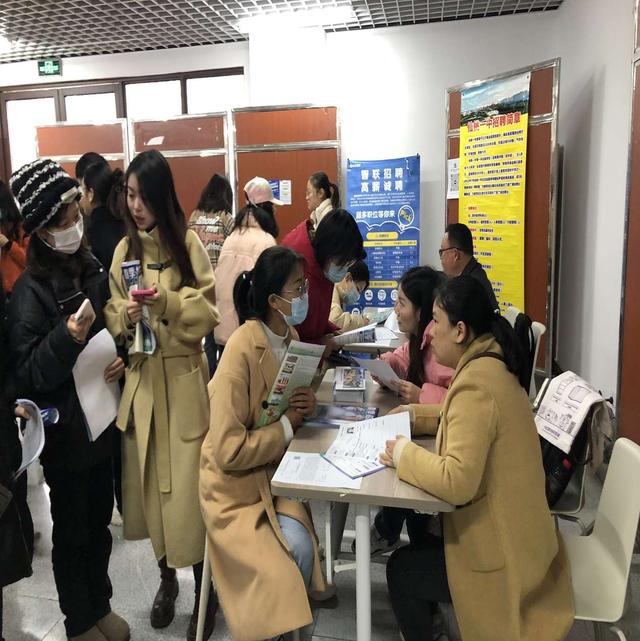 亚洲片中文字幕在线看